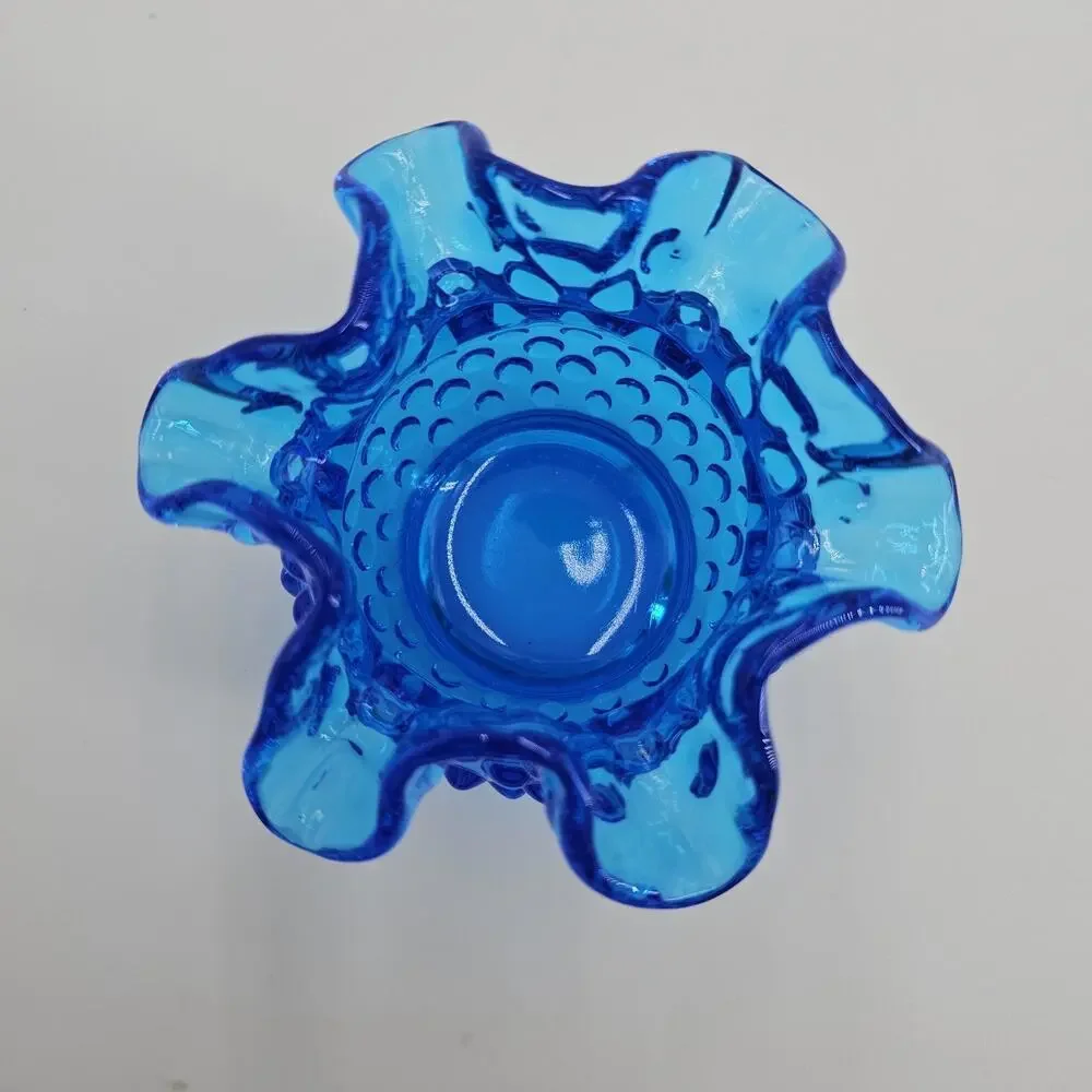 Vintage Fenton Colonial Blue Hobnail 3" Double Crimped Rim Glass Flower Vase - Picture 6 of 8